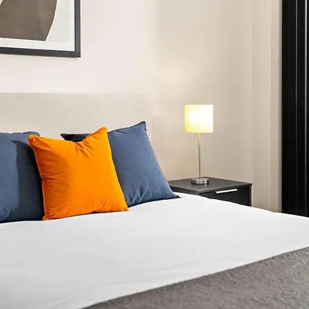 New Build 1 Bed - Sheldon, - Coventry Rd - Close To Airport, Solihull, National Exhibit Centre, Jaguar And Appartamento Birmingham